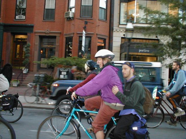 20000929-critmass-007.jpg