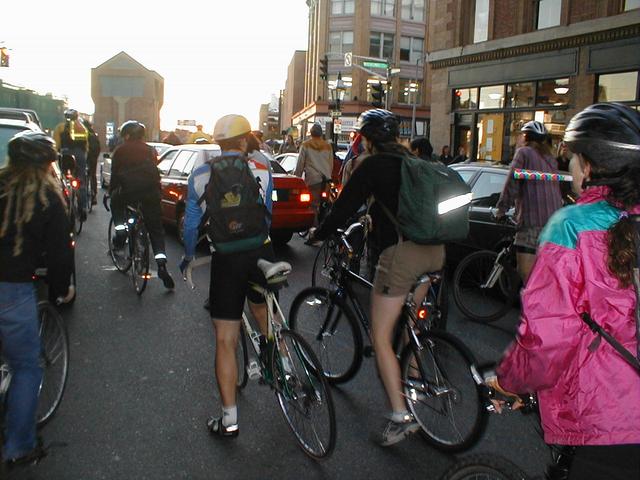 20000929-critmass-008.jpg